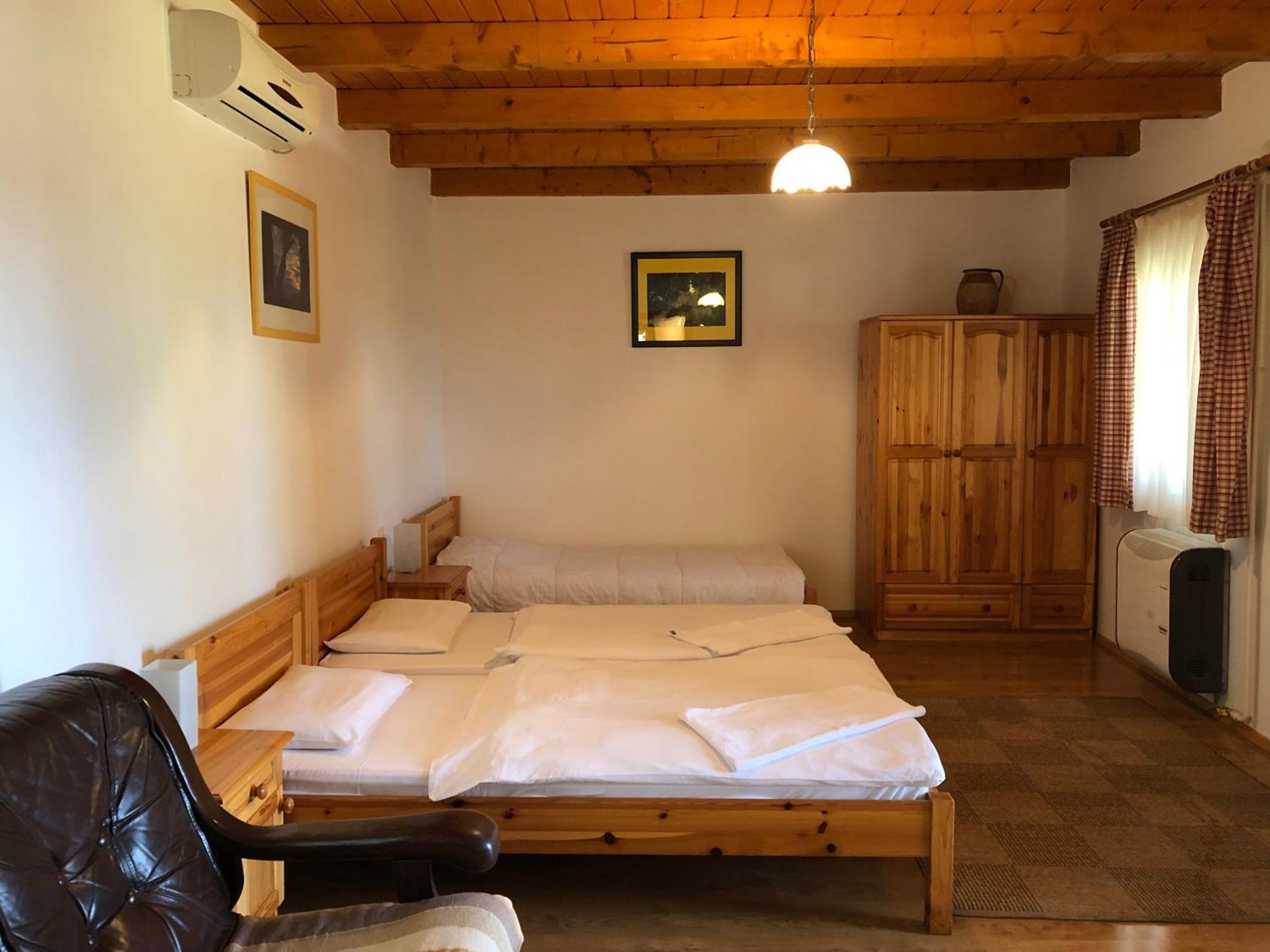 Tisza-Kert Vendeghaz -Tisza-Kert Vendeghaz II Hotel ทิสซาฟือแรด ภายนอก รูปภาพ